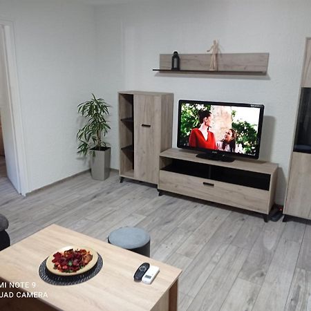 7 Days Premium Apartment 2 Суботица Экстерьер фото