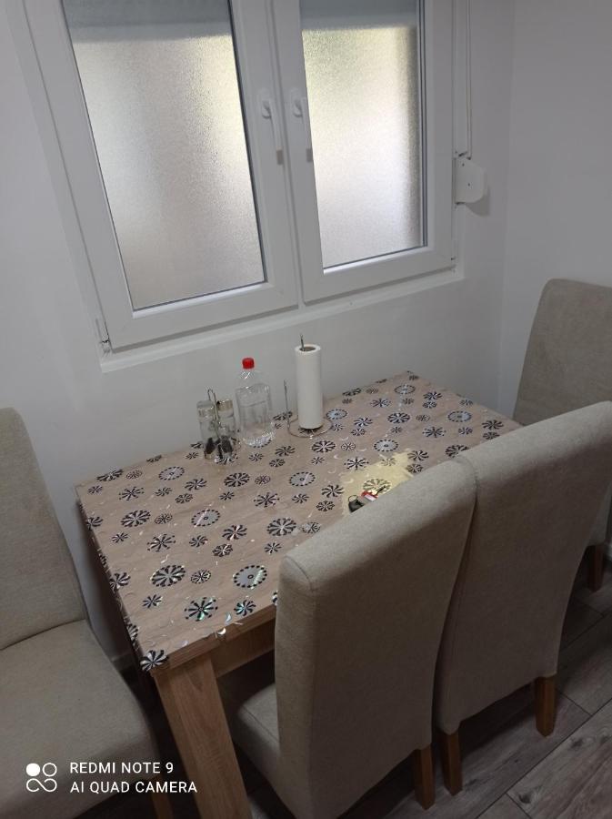 7 Days Premium Apartment 2 Суботица Экстерьер фото