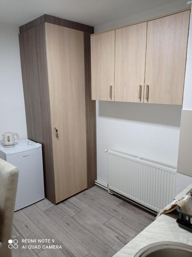 7 Days Premium Apartment 2 Суботица Экстерьер фото