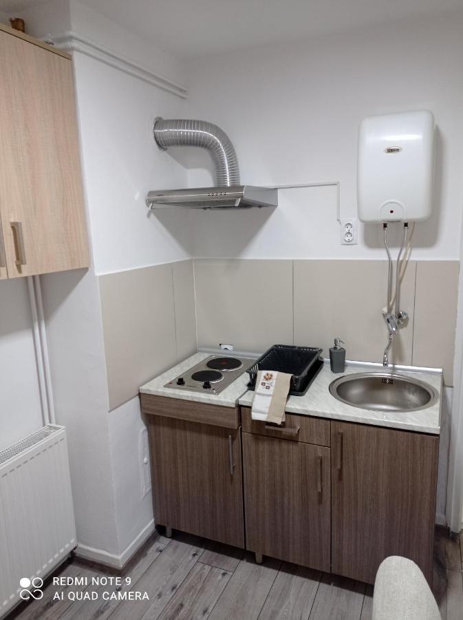 7 Days Premium Apartment 2 Суботица Экстерьер фото